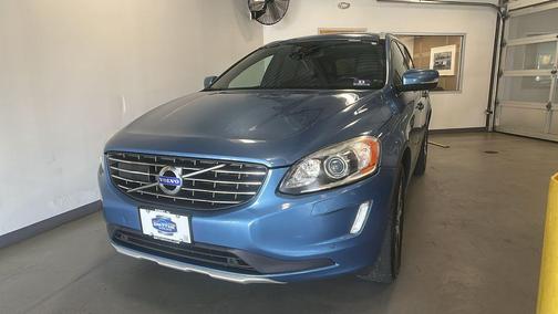 2015 Volvo XC60 T6 Platinum