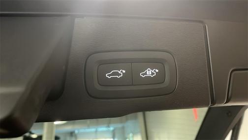 2022 Volvo XC60 B5 Inscription