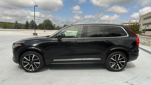 2024 Volvo XC90 B6 Plus Bright Theme 7-Seater