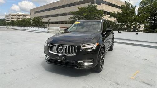 2024 Volvo XC90 B6 Plus Bright Theme 7-Seater