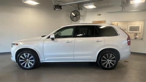 2023 Volvo XC90 B5 Core