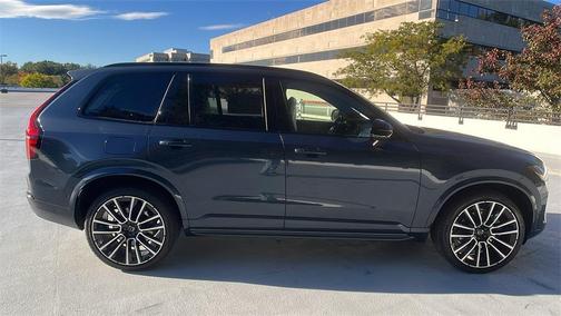 2026 Volvo XC90 B6 Ultra Dark Theme 7-Seater