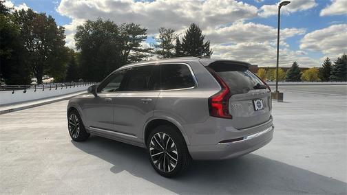 2026 Volvo XC90 B6 Plus 7-Seater