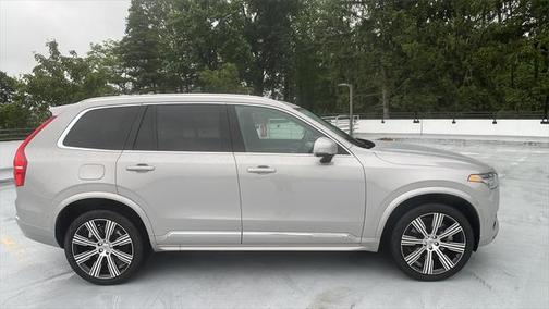 2024 Volvo XC90 Recharge Plug-In Hybrid T8 Ultimate Bright Theme 7-Seater