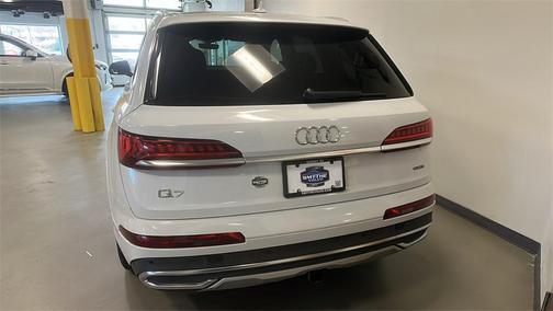 2020 Audi Q7 55 Prestige