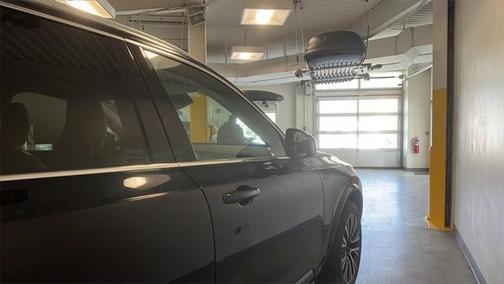 2022 Volvo XC90 T6 Momentum