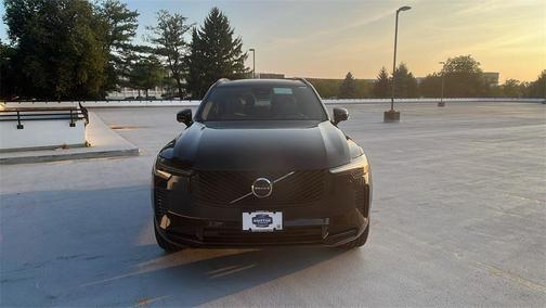 2026 Volvo XC90 Ultra Dark Theme, B6 AWD Gas (mild hybrid), Gasoline, 7 Seats