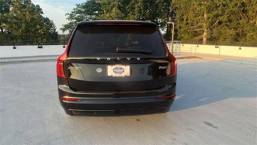 2026 Volvo XC90 Ultra Dark Theme, B6 AWD Gas (mild hybrid), Gasoline, 7 Seats