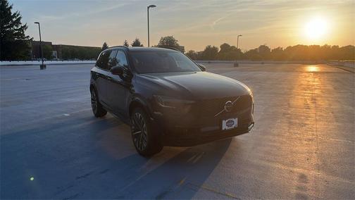 2026 Volvo XC90 Ultra Dark Theme, B6 AWD Gas (mild hybrid), Gasoline, 7 Seats
