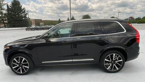 2024 Volvo XC90 B6 Plus Bright Theme 7-Seater