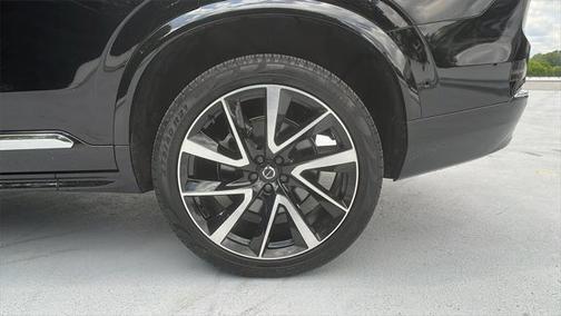 2024 Volvo XC90 B6 Plus Bright Theme 7-Seater