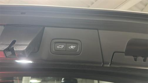 2019 Volvo V90 Cross Country T5