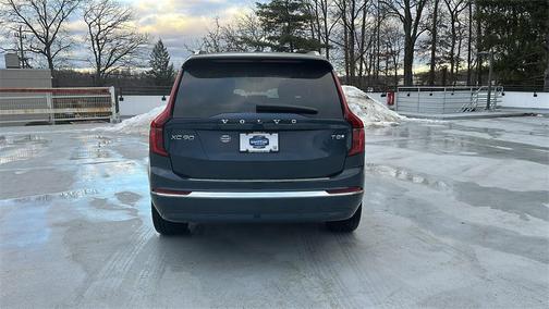 2026 Volvo XC90 Plug-In Hybrid T8 Plus 7-Seater