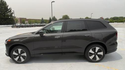 2025 Volvo EX90 Twin Motor Plus