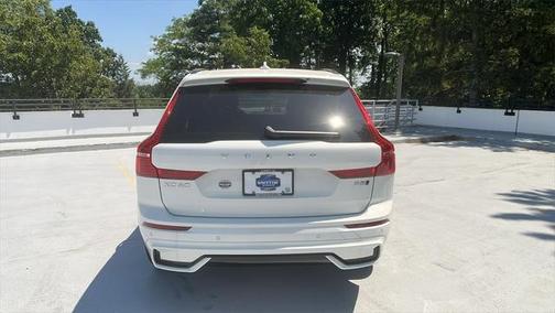 2025 Volvo XC60 B5 Core