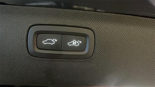 2022 Volvo XC90 T6 Inscription