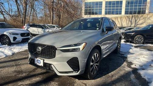 2025 Volvo XC60 B5 Core