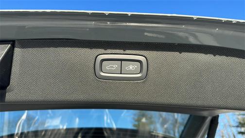 2026 Volvo XC90 B6 Ultra Dark Theme 7-Seater