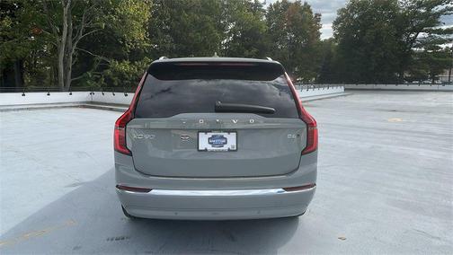 2026 Volvo XC90 Plus, B6 AWD Gas (mild hybrid), Gasoline, Bright, 7 Seats