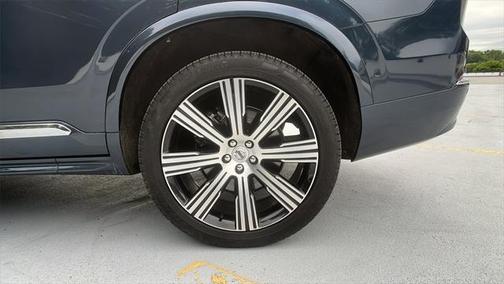 2024 Volvo XC90 Recharge Plug-In Hybrid T8 Ultimate Bright Theme 7-Seater