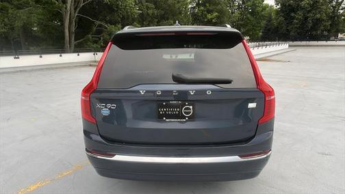 2024 Volvo XC90 Recharge Plug-In Hybrid T8 Ultimate Bright Theme 7-Seater