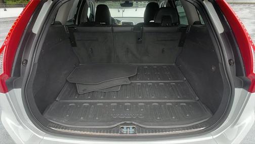 2017 Volvo XC60 T6 Dynamic