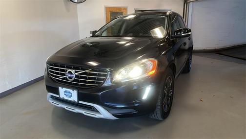 2017 Volvo XC60 T5 Dynamic