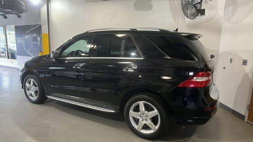 Black 2014 Mercedes-Benz M-Class 4MATIC