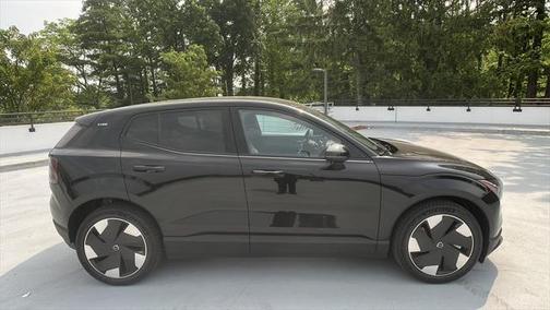 2025 Volvo EX30 Twin Motor Plus