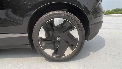 2025 Volvo EX30 Twin Motor Plus