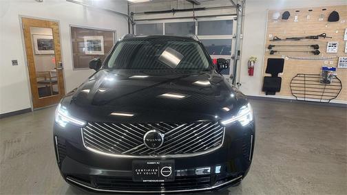 2025 Volvo XC90 B6 Plus 7-Seater