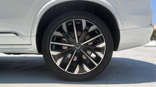 2026 Volvo XC90 Plus, B6 AWD Gas (mild hybrid), Gasoline, Bright, 7 Seats