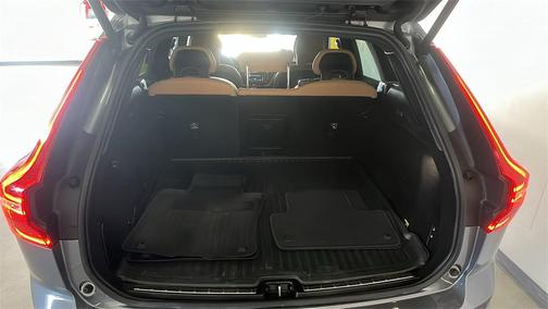 2019 Volvo XC60 T5 Momentum