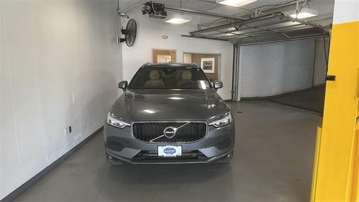 2019 Volvo XC60 T5 Momentum