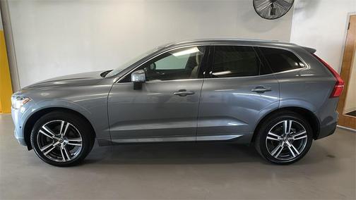 2019 Volvo XC60 T5 Momentum