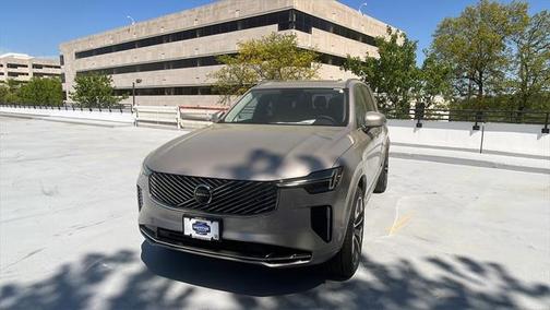 2025 Volvo XC90 B6 Plus 6-Seater