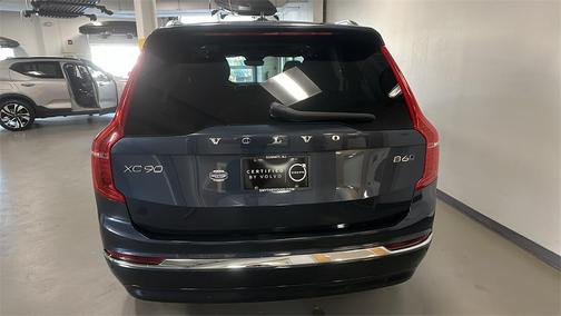 2024 Volvo XC90 B6 Plus Bright Theme 7-Seater