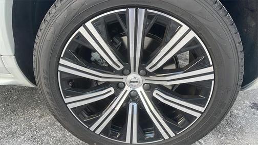 2025 Volvo XC90 Plus