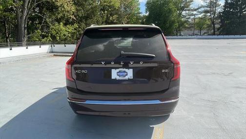 2025 Volvo XC90 B5 Plus 6-Seater