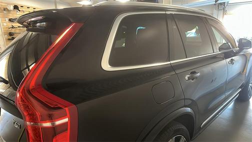 2022 Volvo XC90 T6 Inscription