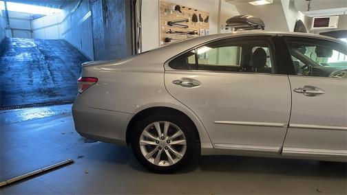 2011 Lexus ES 350 Base