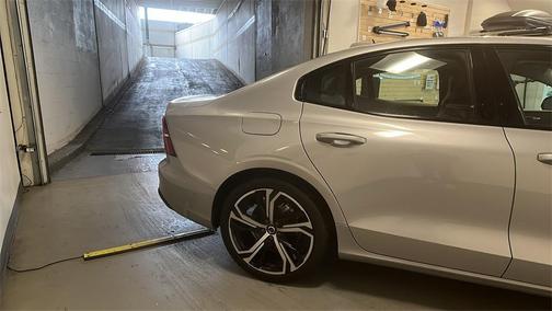 2025 Volvo S60 B5 Plus