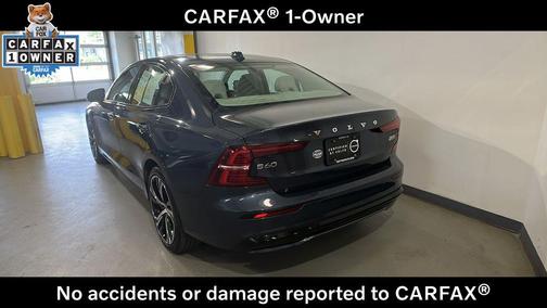 Denim Blue Metallic 2024 Volvo S60 B5 Core Dark Theme