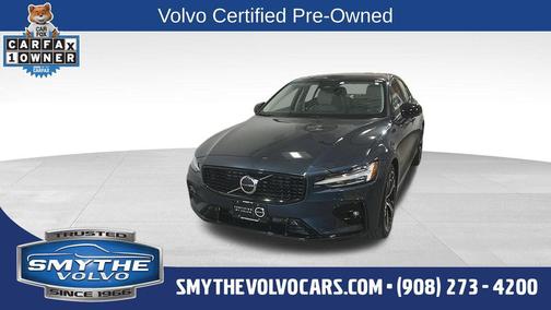 Denim Blue Metallic 2024 Volvo S60 B5 Core Dark Theme