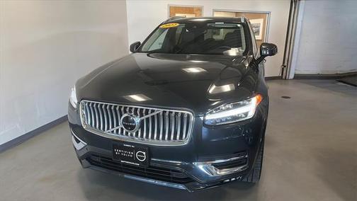 2022 Volvo XC90 T6 Inscription