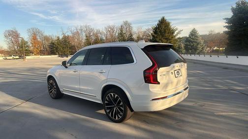2026 Volvo XC90 B6 Plus 7-Seater