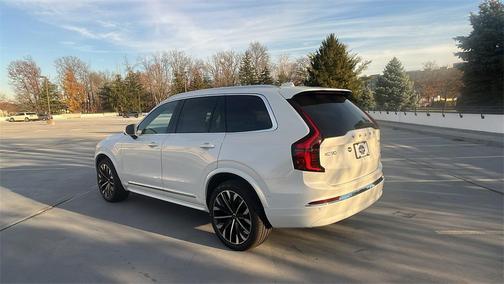2026 Volvo XC90 B6 Plus 7-Seater