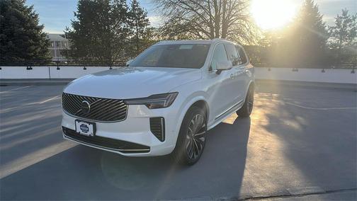 2026 Volvo XC90 B6 Plus 7-Seater