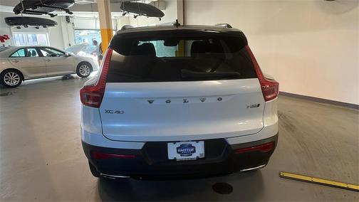 2019 Volvo XC40 T5 R-Design