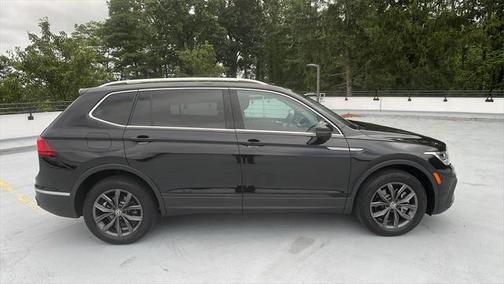 2022 Volkswagen Tiguan 2.0T SE 4MOTION